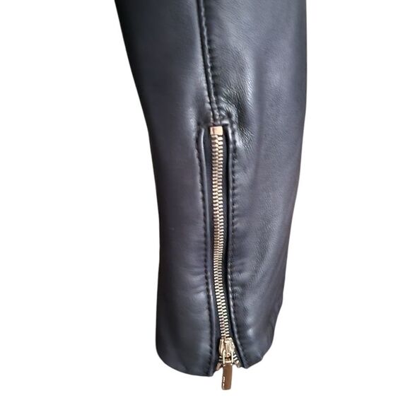 HUGO BOSS Leather Jacket - Picture 6 of 11